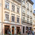 Lion King Krakivska Apartment Lviv