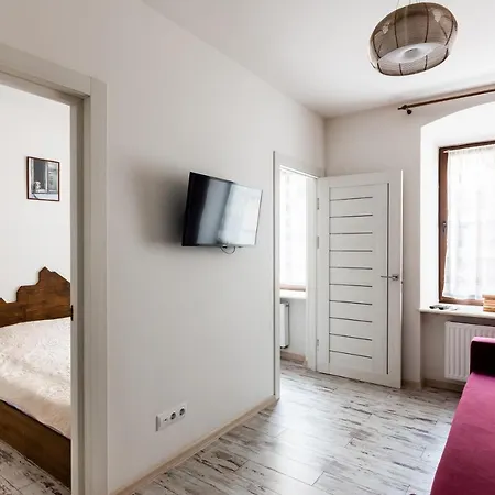 Apartment Lion King Krakivska *