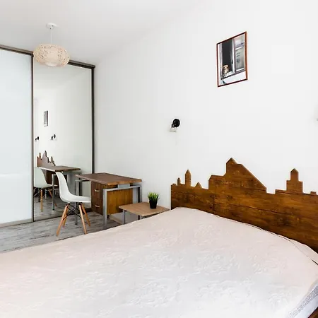 Lion King Krakivska Apartment