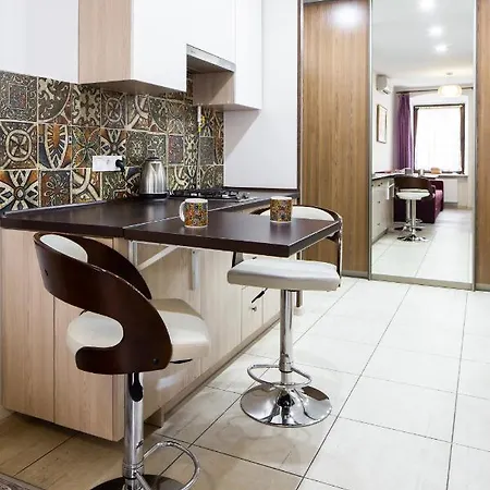 Lion King Krakivska Apartment *